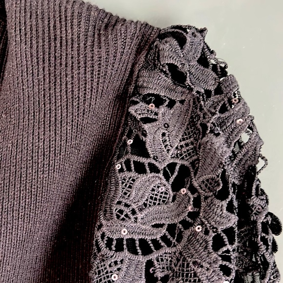 FRENCH CONNECTION black lace sleeve sweater NWT - Picture 3 of 4
